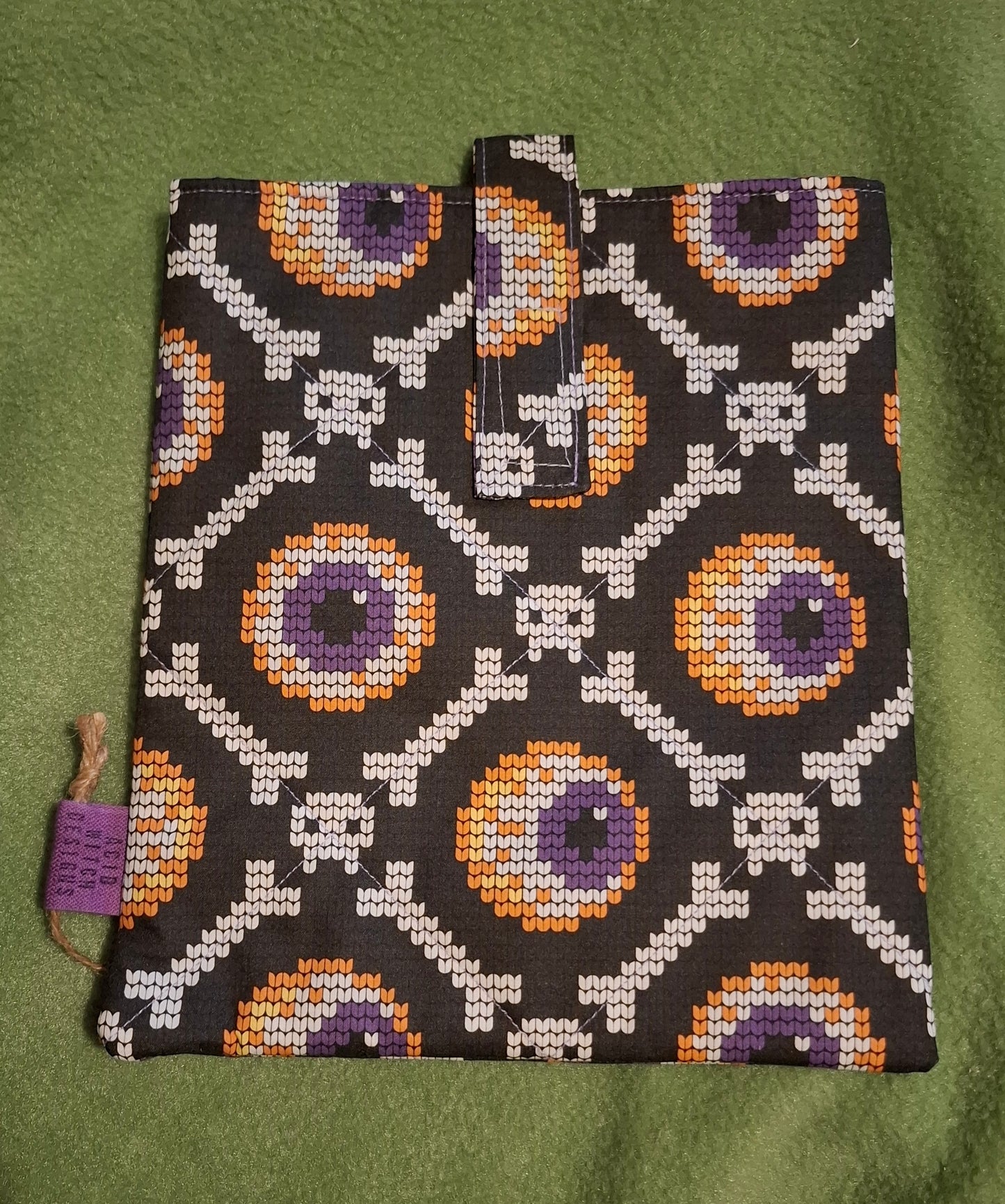 Ereader Sleeve | Spooky Knit
