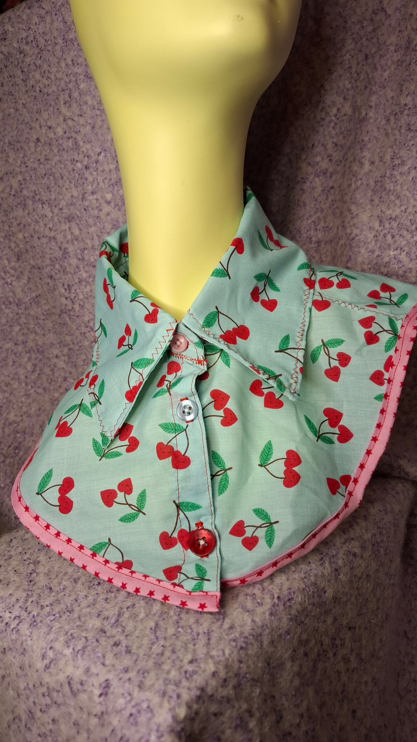 Collar Bib | Cherry Pie